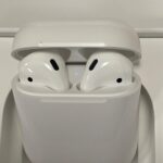 Apple AirPods (2nd Generation) Wireless Ear Buds. Bluetooth Headphones with Lightning Charging Case Included. Over 24 Hours of Battery Life. Effortless Setup for iPhone photo review