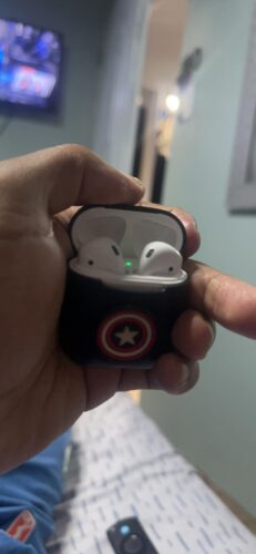 Apple AirPods (2nd Generation) Wireless Ear Buds. Bluetooth Headphones with Lightning Charging Case Included. Over 24 Hours of Battery Life. Effortless Setup for iPhone photo review